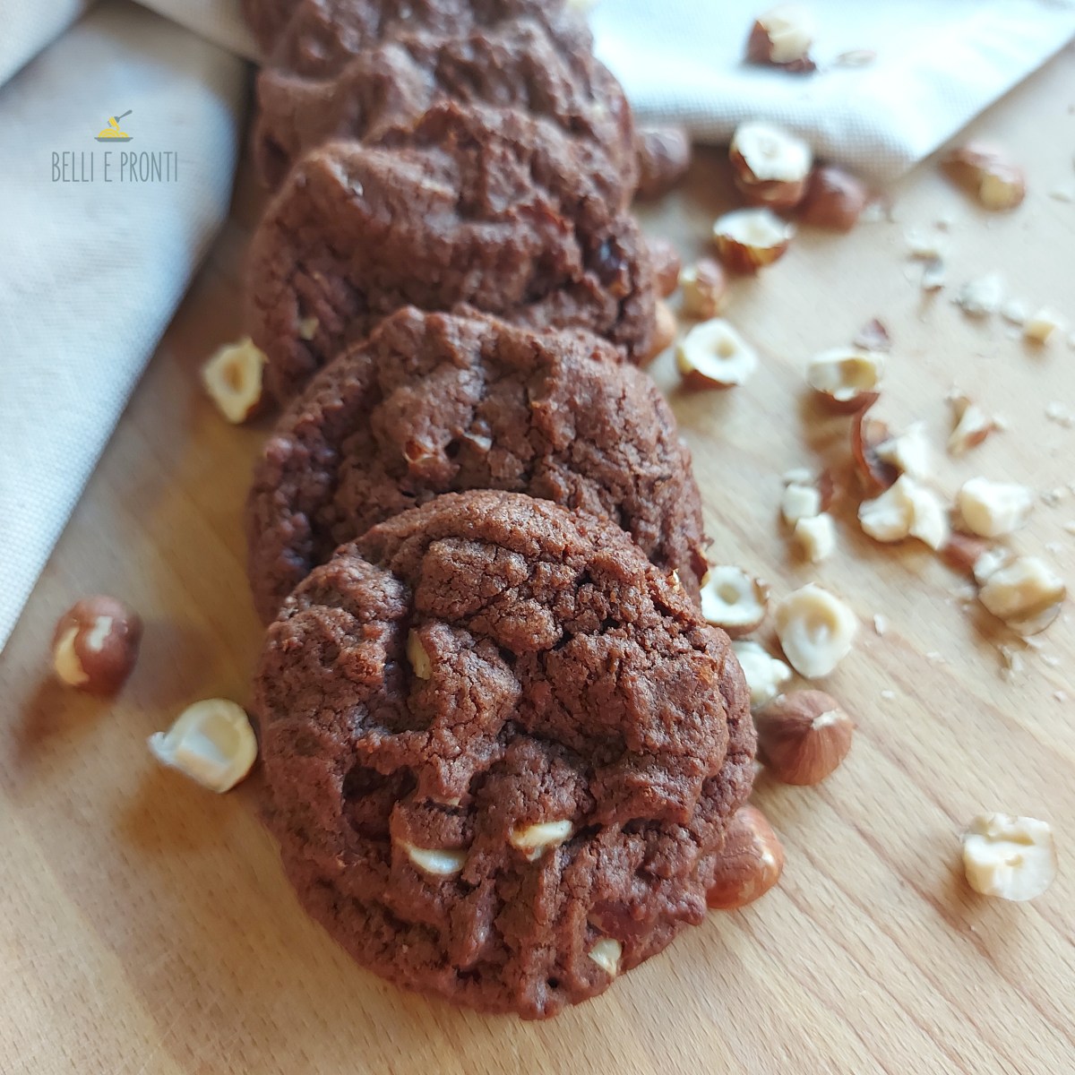 Biscotti brownies al cioccolato e nocciole senza&nbsp;uova