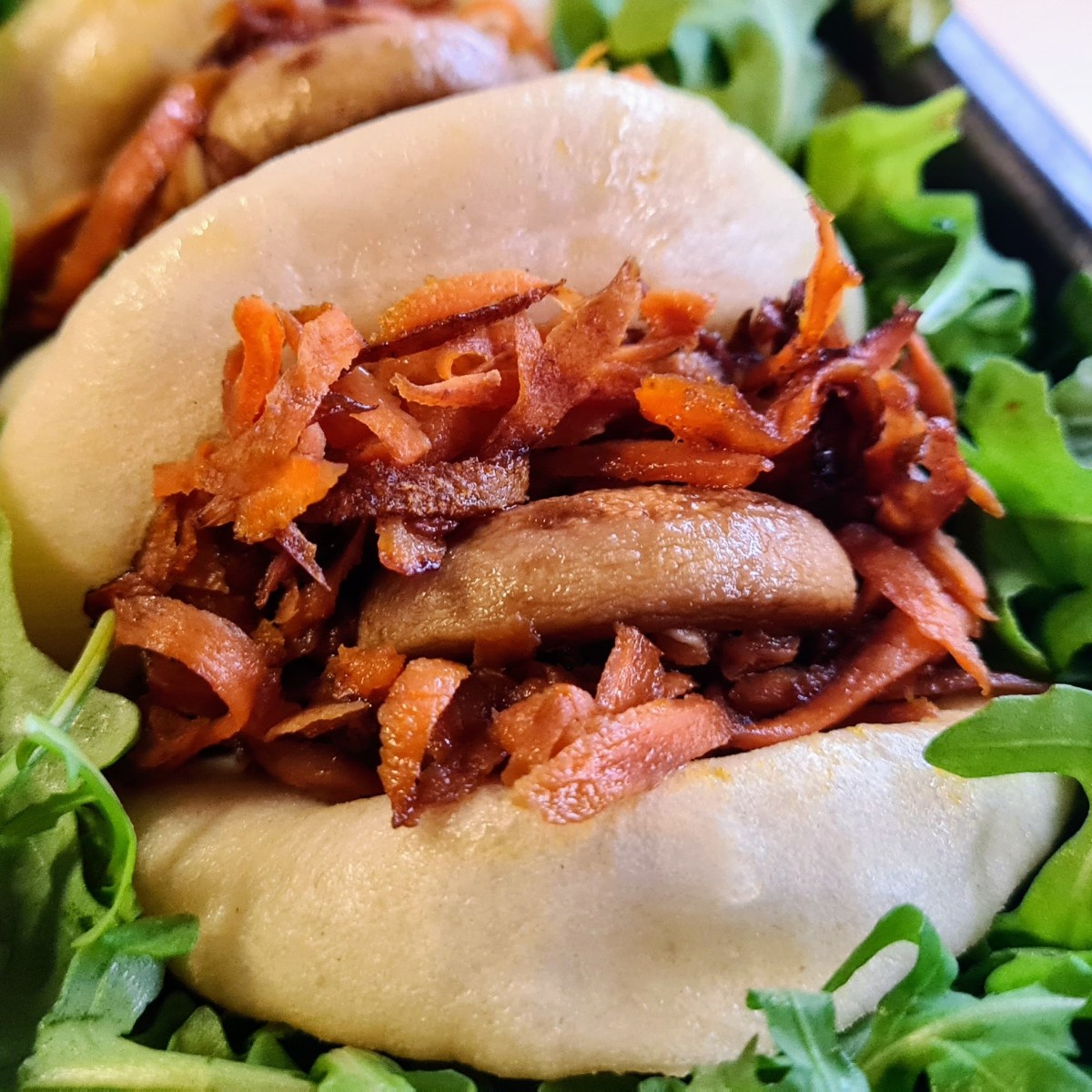 Bao buns con funghi e carote alla&nbsp;soia