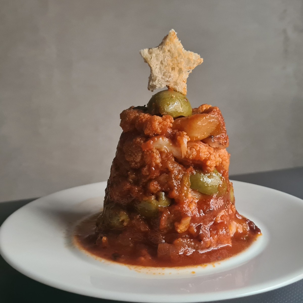 Caponata di cavolfiore: la prima ricetta natalizia creata da&nbsp;un’A.I.!