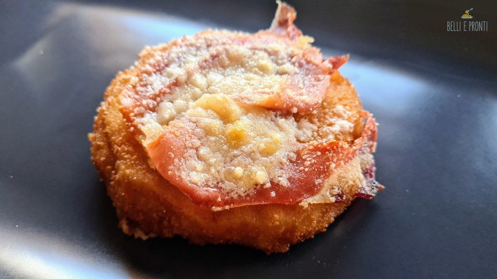 Hamburger-cotoletta alla bolognese senza&nbsp;uovo