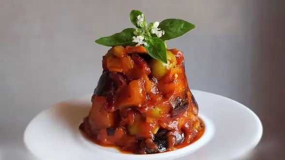 La caponata siciliana di melanzane in&nbsp;agrodolce