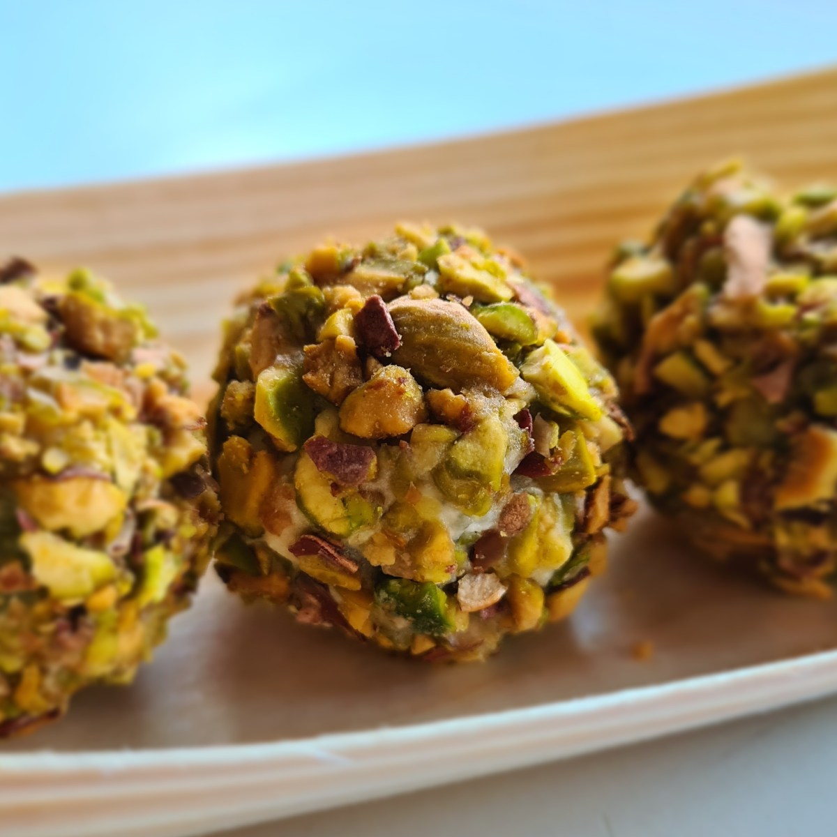 Uva bianca al gorgonzola pralinata al&nbsp;pistacchio